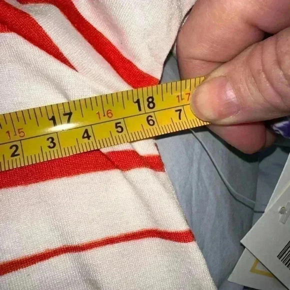 Lularoe small white with red stripes Christy V-neck  T. NWT. Great with‎ denim! - Picture 5 of 6